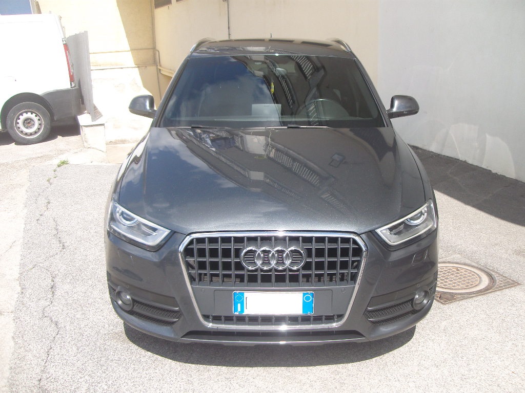 AUDI Q3 2.0 TDI 140cv 4x4 S.LINE AUTOMATICO AUDI Q3 2.0 TDI 140cv 4x4 S.LINE AUTOMATICO